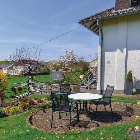 Cozy Apartment In Koerperich-Obersgegen With Wifi Korperich Kültér fotó
