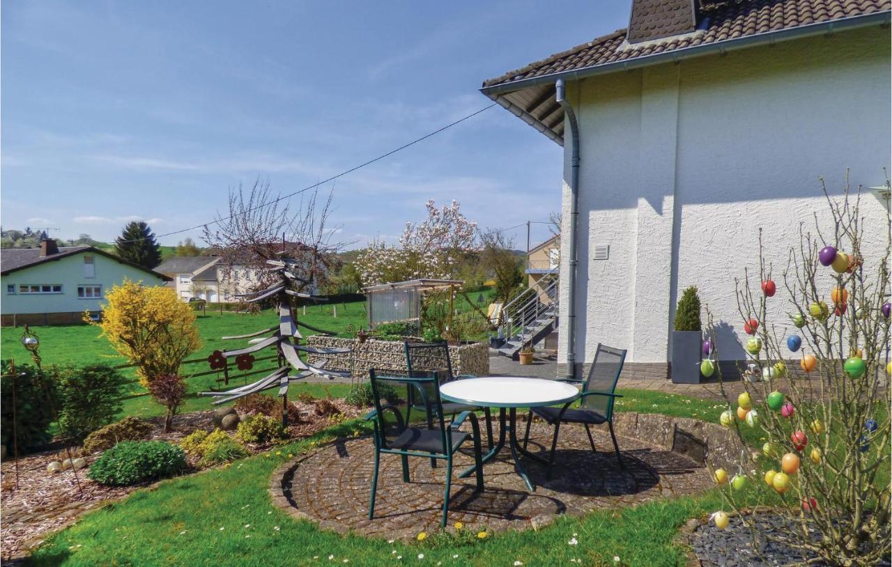 Cozy Apartment In Koerperich-Obersgegen With Wifi Korperich Kültér fotó